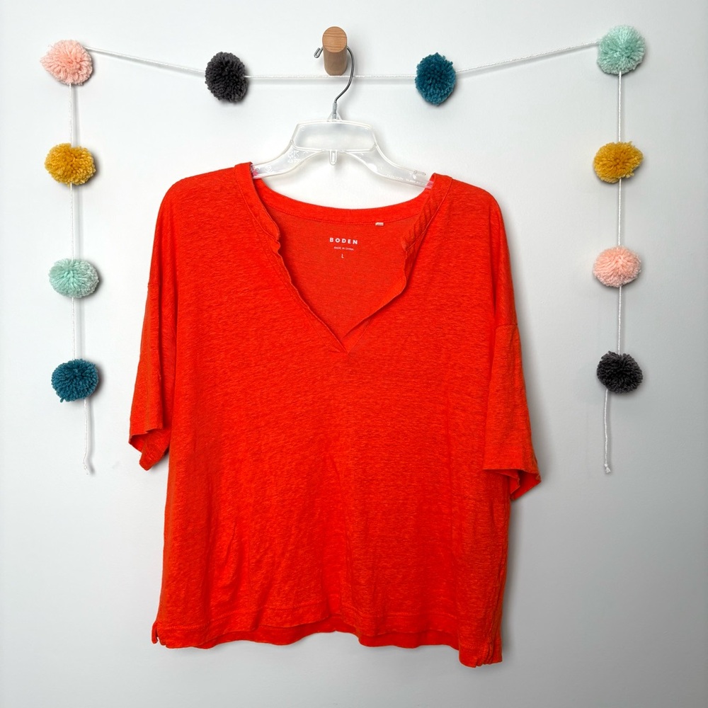 🌟Boden Orange Short Sleeve Flowy Vneck Tee